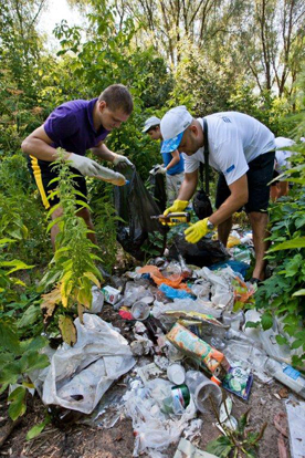 Берег реки Дон очистился от бутылок после экологической акции «Балтики»