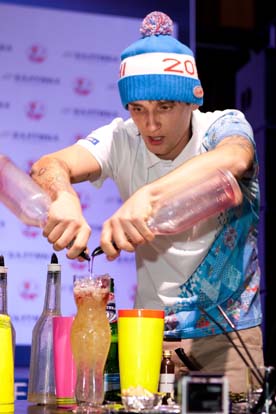 В Санкт-Петербурге в финале турнира Baltika Barmen’s Cup выбрали лучшего бармена России