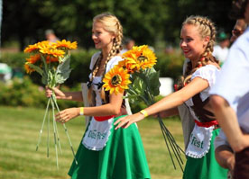 Петербуржцы познакомились с немецкими фестивальными традициями на DAS FEST