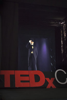 Якоб Якобсен вернулся к жизни и выступил на конференции TED