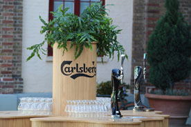Пивоварня Carlsberg — в новом проекте Владимира Познера на «Первом»